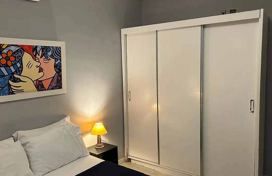 Apartamento no melhor ponto de Copacabana a 5 minutos da praia-1